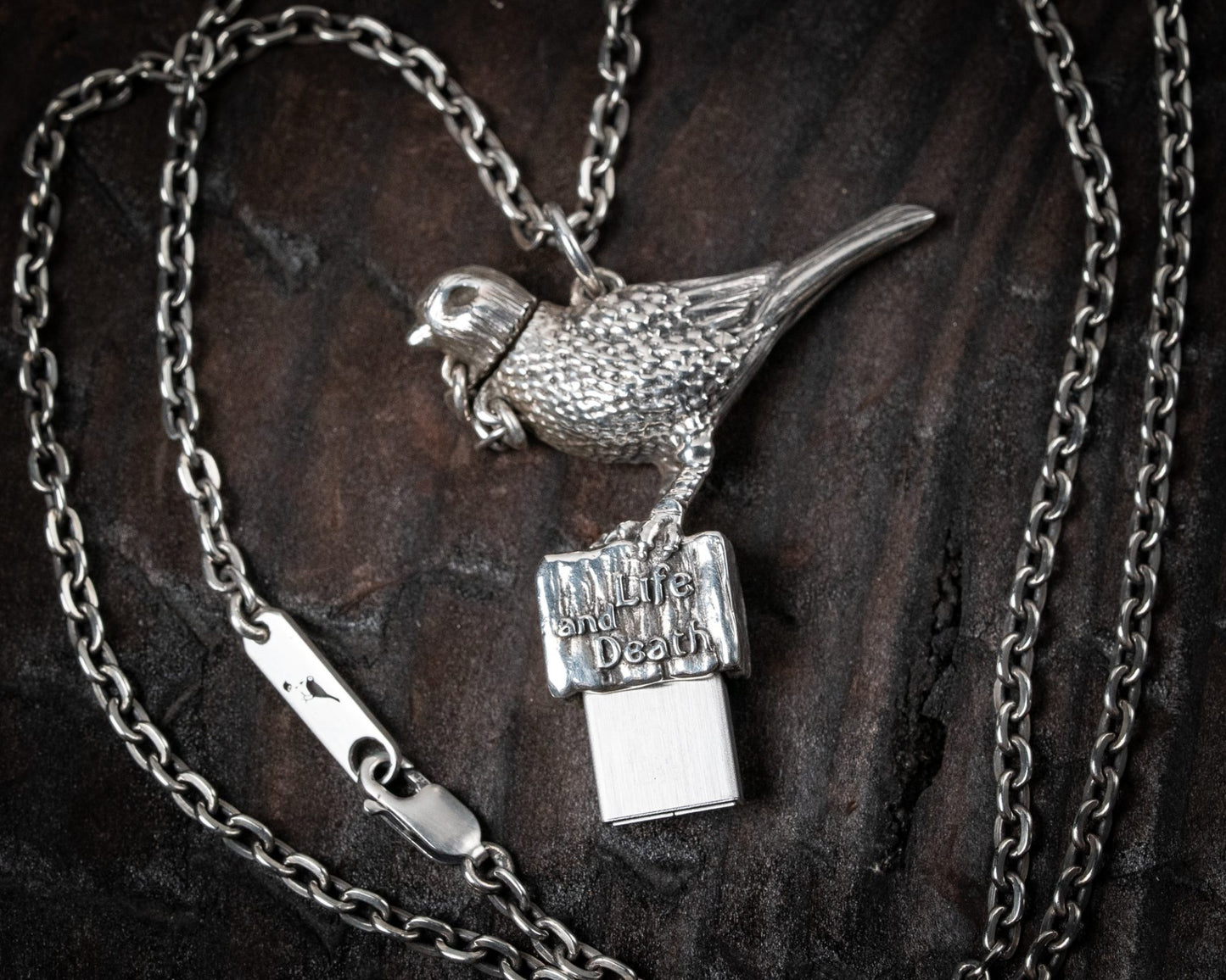 Esteban Joseph x Life and Death Bird USB 2.0
