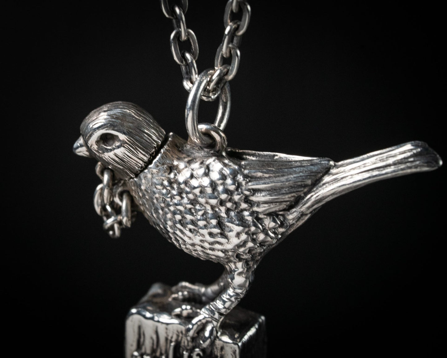 Esteban Joseph x Life and Death Bird USB 2.0